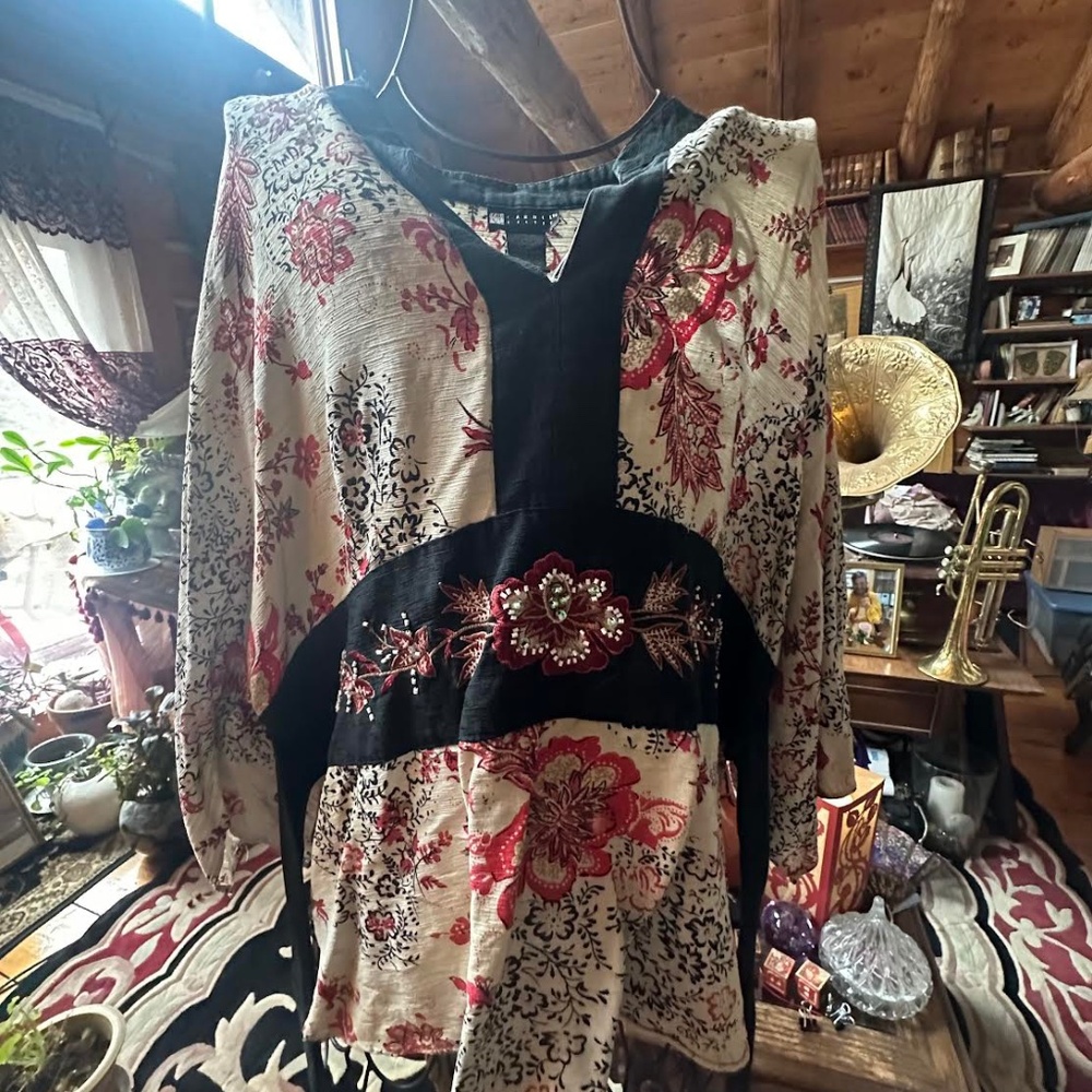 Fun Asian styling blouse